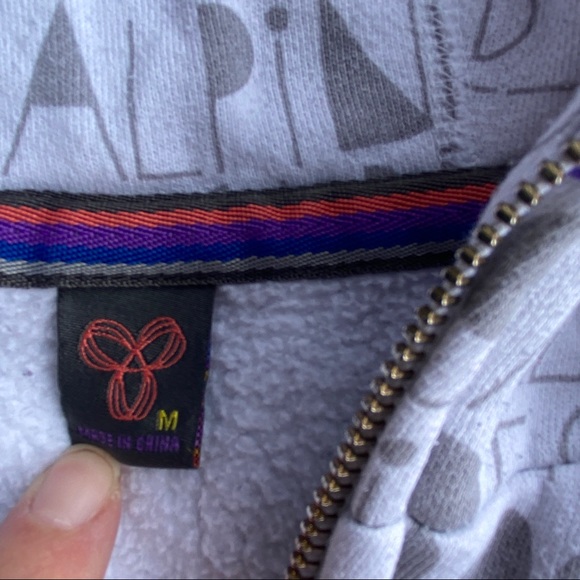 TNA Zip-Up Hoodie - Picture 3 of 8